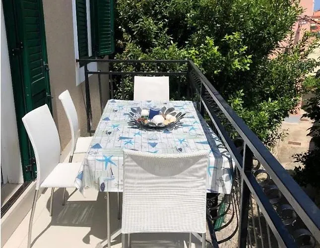 Hébergement de vacances Casa In Centro A Lussinpiccolo *